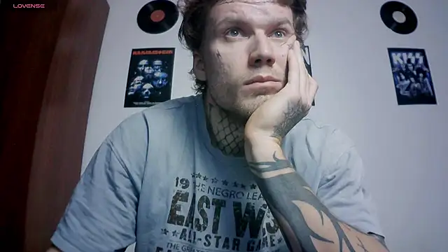 Huntall77 online show from November 27, 2:54 pm