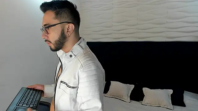 dave wolff online show from November 17, 12:08 pm