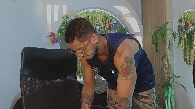 Alanrodgers online show from April 4, 12:46 pm