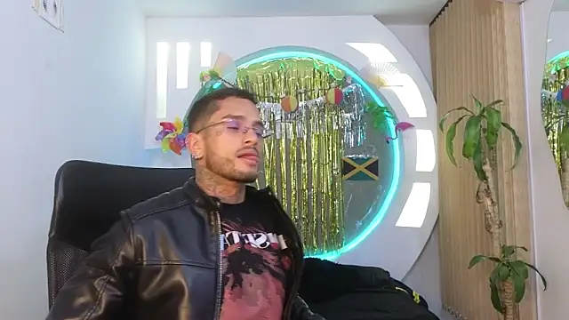 Alanrodgers online show from April 9, 1:39 pm