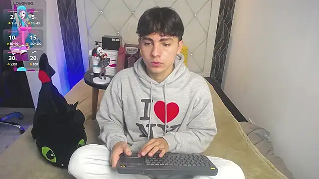 Samu FoXXX online show from November 19, 8:20 pm