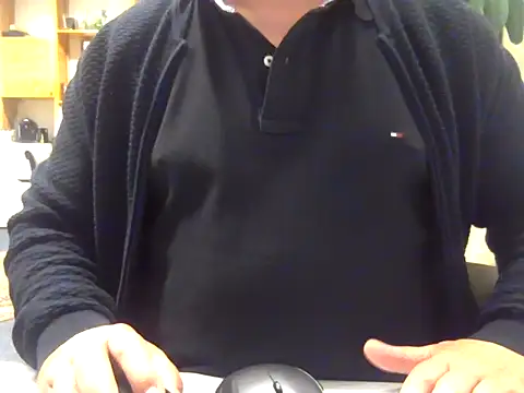 sssuka online show from December 15, 4:26 pm