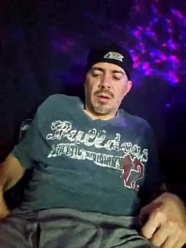 wilburydeznutz online show from November 26, 5:21 am