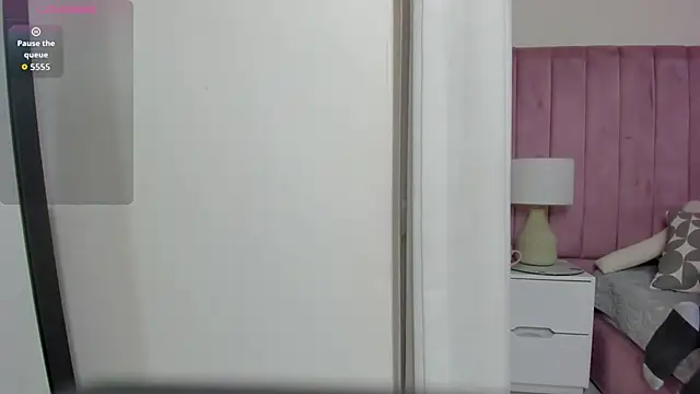 Valentino moretti online show from February 6, 1:08 pm