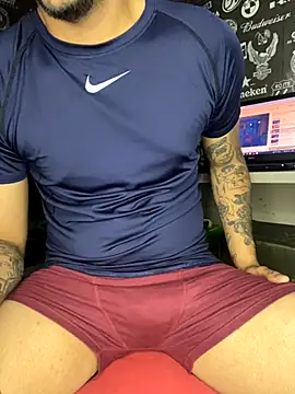 kellyysilva online show from December 14, 1:34 am