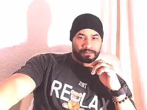 musclehetero online show from February 24, 9:15 pm