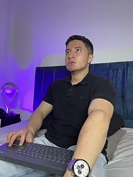 Ethan-Connor online show from November 20, 8:29 pm