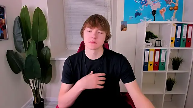 DonaldWoon online show from December 19, 11:18 am