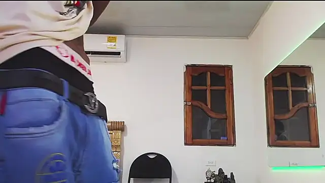 black boy22  online show from November 27, 2:26 am