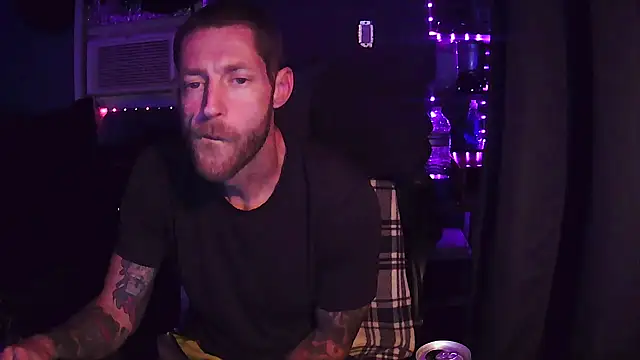 KingCole2390 online show from February 6, 5:59 am