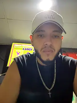 tratosucio online show from December 16, 5:25 am