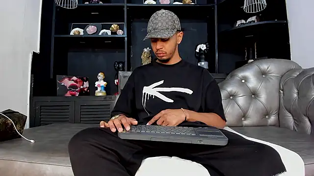 Brand Collins online show from January 9, 7:19 pm