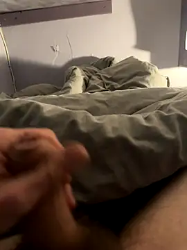 BrightonBigBoy69 online show from December 5, 10:28 pm