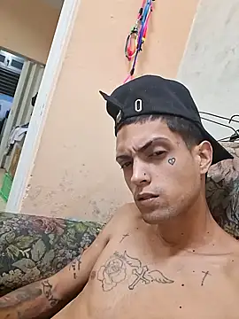 KingWhitexxx online show from November 28, 11:39 pm