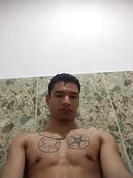 TraducedEscrow online show from April 29, 8:08 am