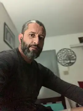 Calientesensible online show from January 8, 3:23 am