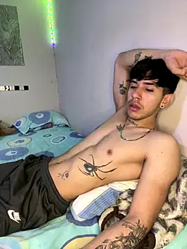 wil hot online show from December 16, 3:52 pm