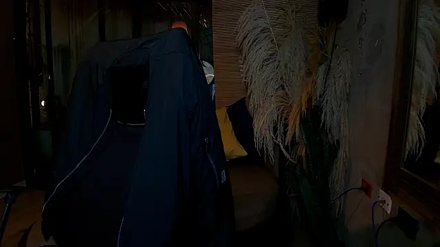 isaac grimm online show from February 28, 3:27 am