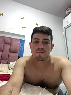 williamsmiiths16 online show from December 17, 4:35 pm