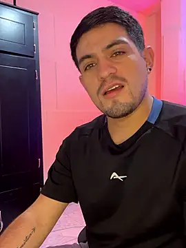 williamsmiiths16 online show from February 21, 2:29 pm