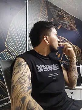 GideonCartie online show from February 2, 6:45 am