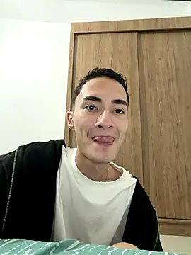 wal jones online show from December 4, 4:41 am