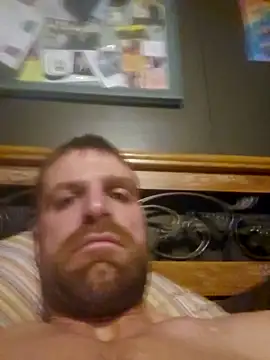 Legtrembler1 online show from February 13, 11:54 pm