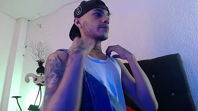 kingdani hot online show from February 1, 3:05 am