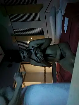 TheQuin30 online show from December 19, 4:09 am