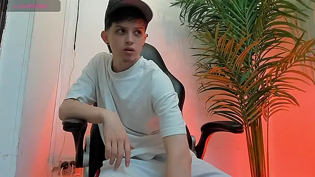 sebastamayo  online show from January 16, 8:55 pm