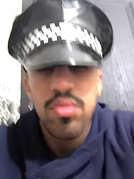 twinkarabboy online show from April 7, 10:21 pm