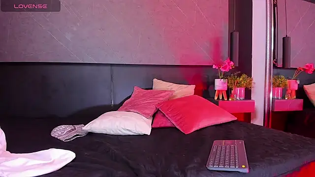 arcangel harris online show from February 14, 2:23 pm