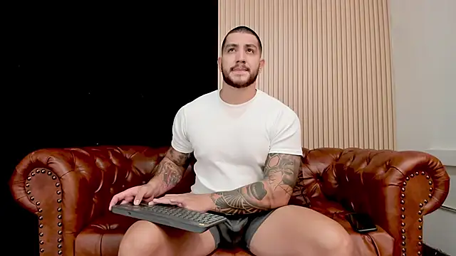 KyleNorth  online show from April 6, 1:01 pm