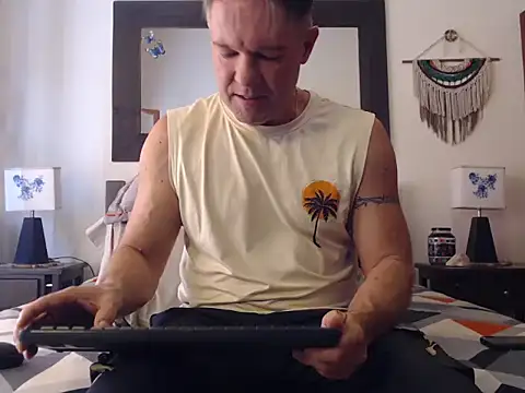 TommyLopez online show from February 3, 4:01 pm