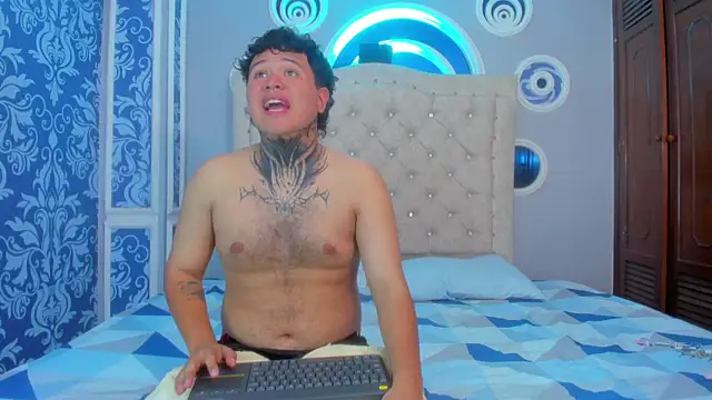 Beele and Evie online show from January 15, 7:27 pm