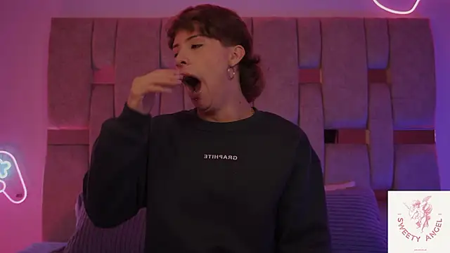  SweetyAngel  online show from January 14, 11:48 am