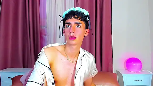 starboyy 77 online show from January 11, 1:15 pm