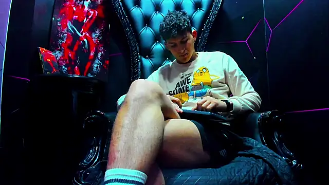 Ethan Waalker online show from February 15, 4:51 am