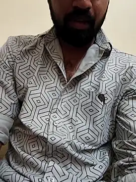 bnglrboy0886 online show from March 27, 7:15 pm