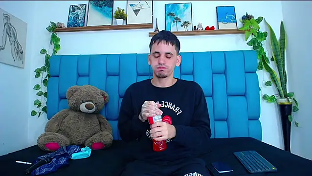 boy Dirty X online show from February 1, 5:28 am