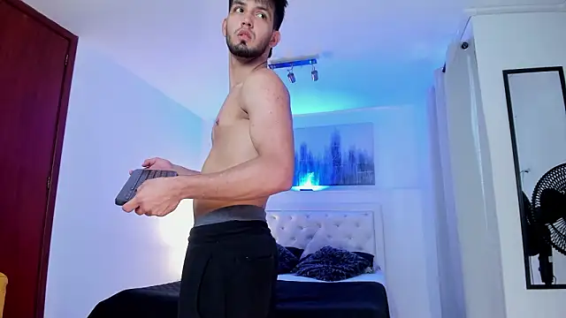 HarryFosster online show from February 6, 6:38 pm