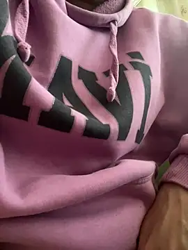 furkeeyyyy online show from January 8, 8:08 am