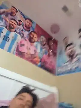 HoofedCylinder online show from April 7, 2:50 pm