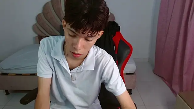 Nico  fox123 online show from January 11, 8:23 pm