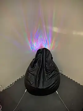 wolfbucker online show from March 16, 2:10 pm