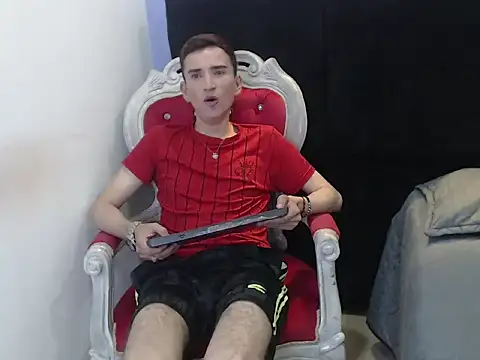 Iam Smith  online show from January 17, 2:09 pm