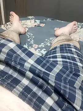 Hardysinh55 online show from April 27, 1:51 pm