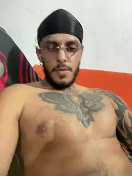 liyamjunior online show from February 3, 6:51 am