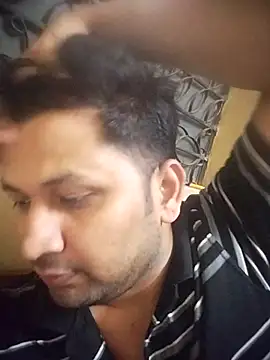 Pravin9562 online show from January 31, 7:11 pm