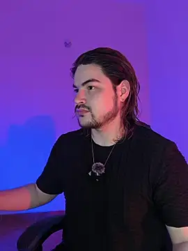 Derek Vow online show from February 5, 12:06 am